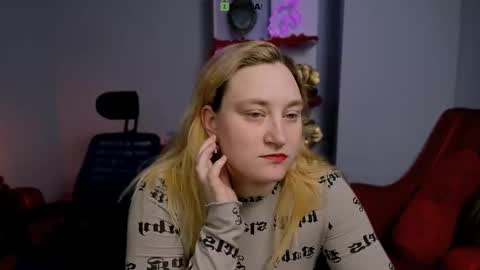 Catherine online show from February 24, 2:15 pm