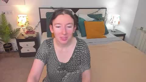 Catrin online show from October 10, 8:20 am