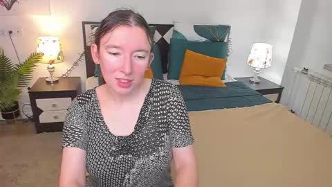 Catrin online show from November 12, 7:32 am