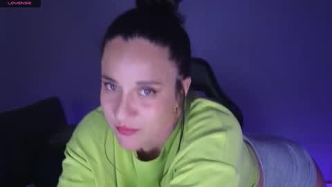 catherinstone online show from March 22, 10:30 am