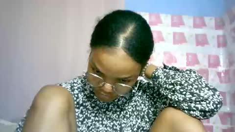 CathyXLisa online show from March 26, 8:41 am