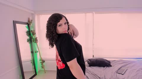 Catleya  online show from November 22, 10:07 pm