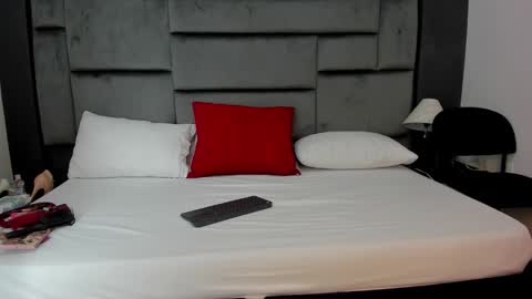 Catleya online show from January 12, 12:23 pm