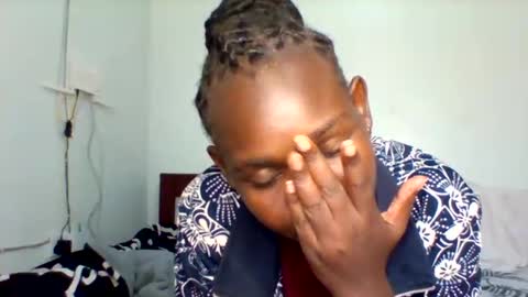 Mecy online show from December 7, 9:50 pm