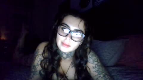 ceceluv27 online show from November 11, 1:52 am