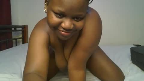 ceepretty25 online show from June 8, 1:28 am