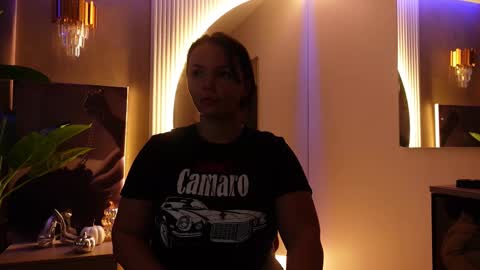 CelesteBailey online show from November 10, 6:05 am