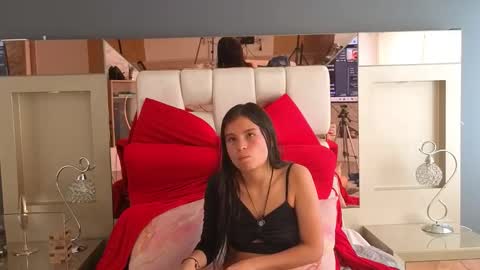 Sara online show from December 20, 7:21 pm