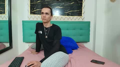 Snapshot of celestial_queen_ chatting on September 13, 8:33 pm Celestial online show from September 13, 8:33 pm