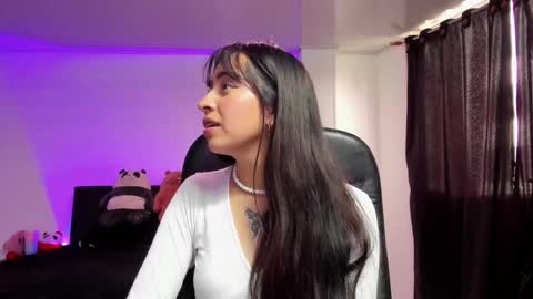 Celestineeeeee online show from March 9, 7:15 pm