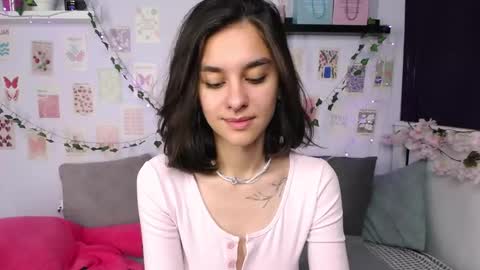 Snapshot of celine_dionn chatting on September 24, 4:30 am Celine online show from September 24, 4:30 am