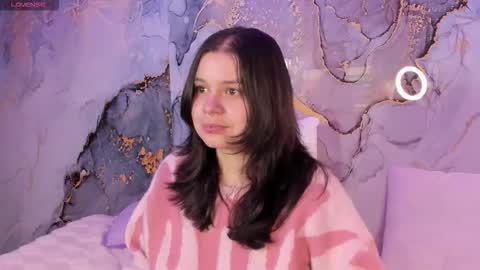 Hello guys my name is Sofi and Lizzie and  Vanessa online show from February 14, 4:26 am