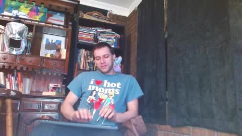 cguffey2284 online show from February 18, 9:32 am