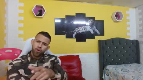 chacorta_ online show from March 30, 12:16 pm