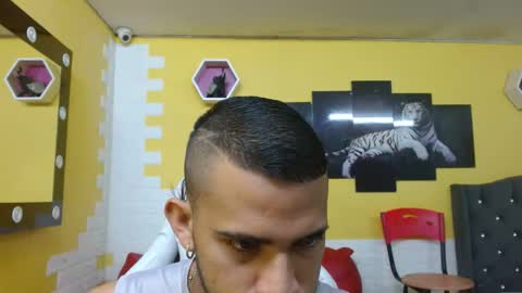 chacorta_ online show from May 26, 1:28 pm