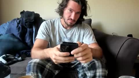 Lydong online show from March 2, 7:42 pm