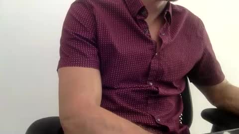 Chags online show from November 24, 3:54 pm