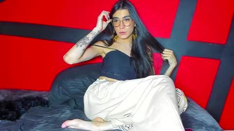 chaminelan online show from January 21, 2:00 am