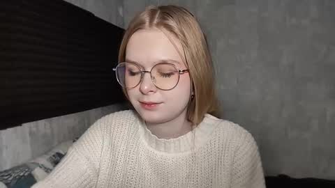 Lia online show from February 12, 7:23 am