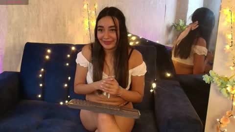 Chantal online show from April 13, 9:30 pm