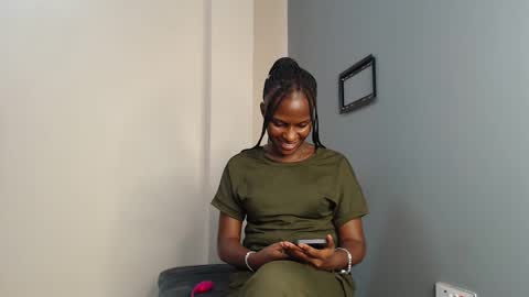 Chantel online show from November 10, 6:27 am