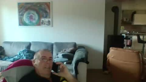 charles6064 online show from October 28, 9:54 am