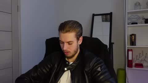 CHARLES SINS online show from February 9, 2:07 pm