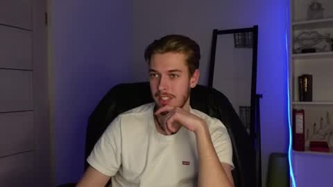 CHARLES SINS online show from February 9, 5:11 pm