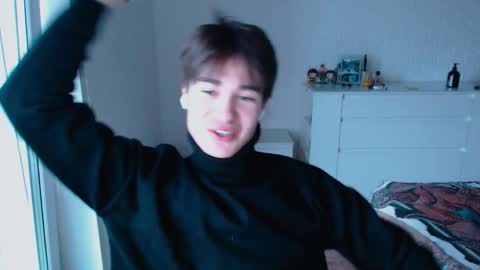 charleshanson69 online show from December 22, 8:54 am