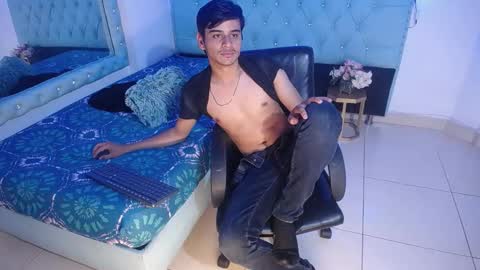 Snapshot of charlie_cock_ chatting on September 26, 4:53 am Charlie online show from September 26, 4:53 am