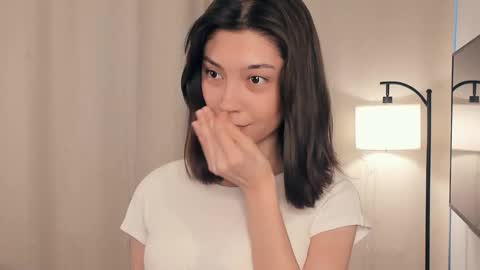 Yumi online show from January 7, 10:20 am