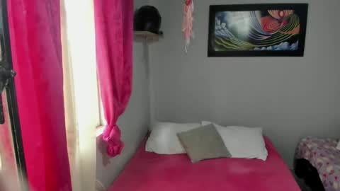 charllothehart2 online show from October 28, 3:46 pm