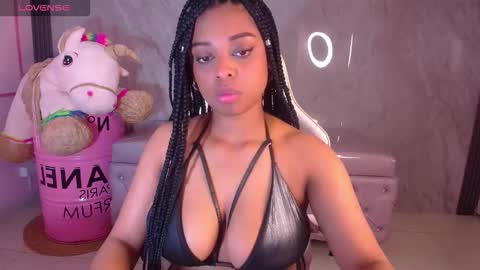 Charlote  online show from October 22, 1:13 pm