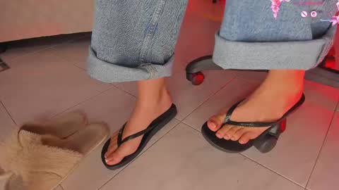 charlotte  grey online show from March 25, 8:04 pm