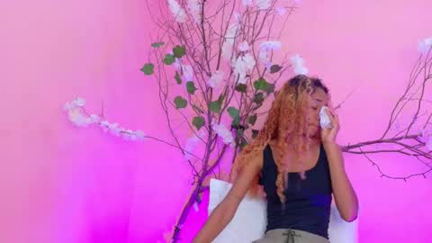 CHARLOTTE online show from March 15, 11:35 am