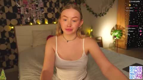 my fansly Charming daisy              My Wishlist  for new toys     online show from January 6, 4:00 pm