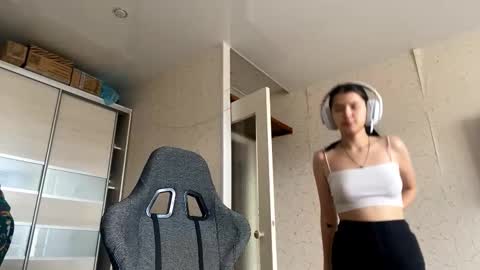 Viola online show from September 12, 7:43 am