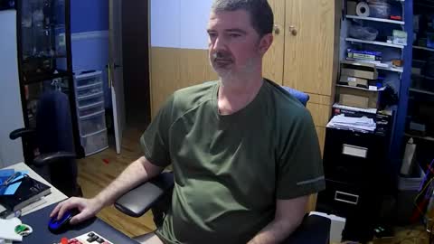 wanaBeYourToy online show from April 12, 9:30 pm