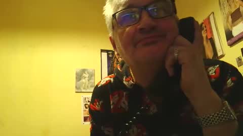 lee online show from October 13, 2:08 pm