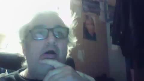 lee online show from February 25, 7:17 pm