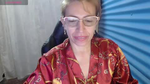 CHAYLA VICTORIA RUIZ  online show from March 28, 9:54 am