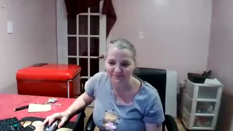 chealsiek online show from November 20, 12:31 am