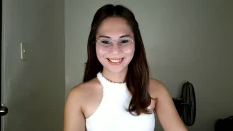 chelly4u69 online show from June 14, 12:51 pm