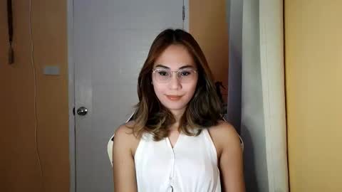 chelly4u69 online show from January 14, 4:53 am