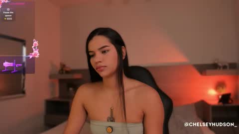 chelsey_hudson online show from January 7, 12:10 pm