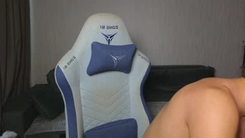 LUCASRYANPVT IS OPEN online show from March 31, 8:48 am