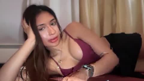 Snapshot of cherliecarmen chatting on October 21, 4:50 am cherliecarmen online show from October 21, 4:50 am