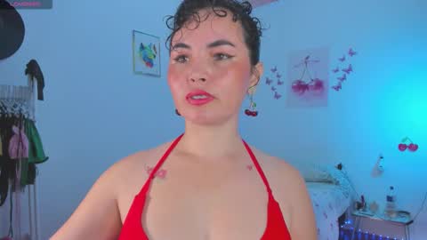 liana online show from November 8, 1:36 pm