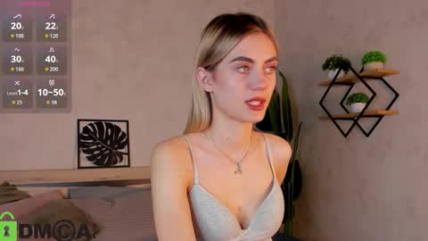 cherry_pr1ce online show from September 18, 12:47 am