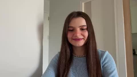 Lina online show from December 3, 6:21 am